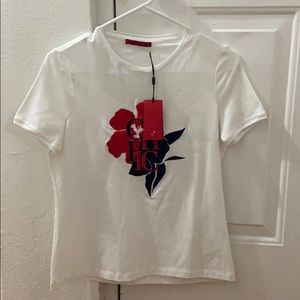 Carolina Herrera T-shirt!! Never worn before.